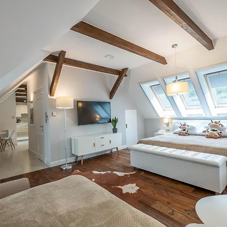 Villa Harsz152 *